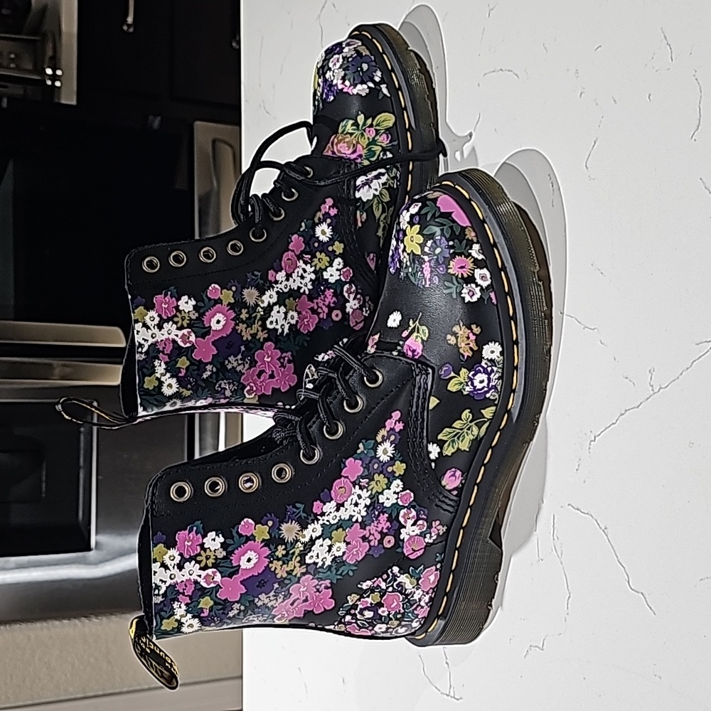 Floral Black Women's Boots